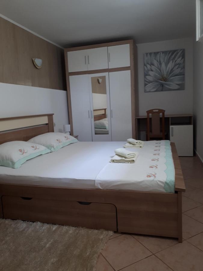 Apartman Maja Lägenhet Dubrovnik Exteriör bild
